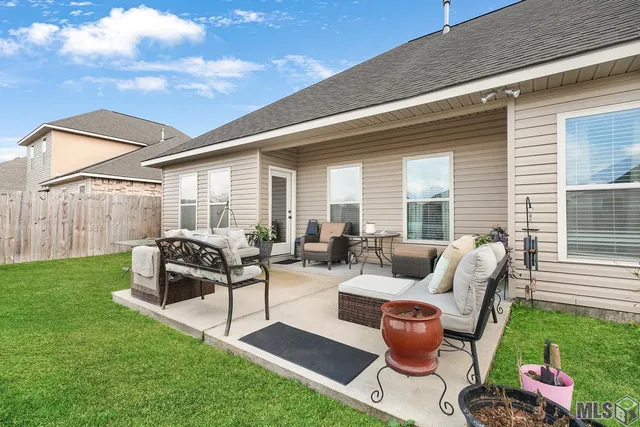 $245,000 | 8807 Black Birch Avenue, Zachary, LA 70791