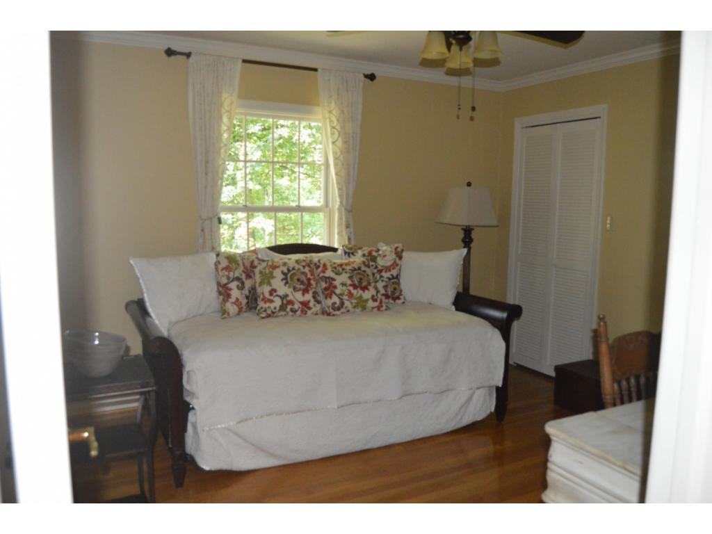 1736 Overhill Road Bristol, VA 24201 - Photo 12 of 24 Photo 12