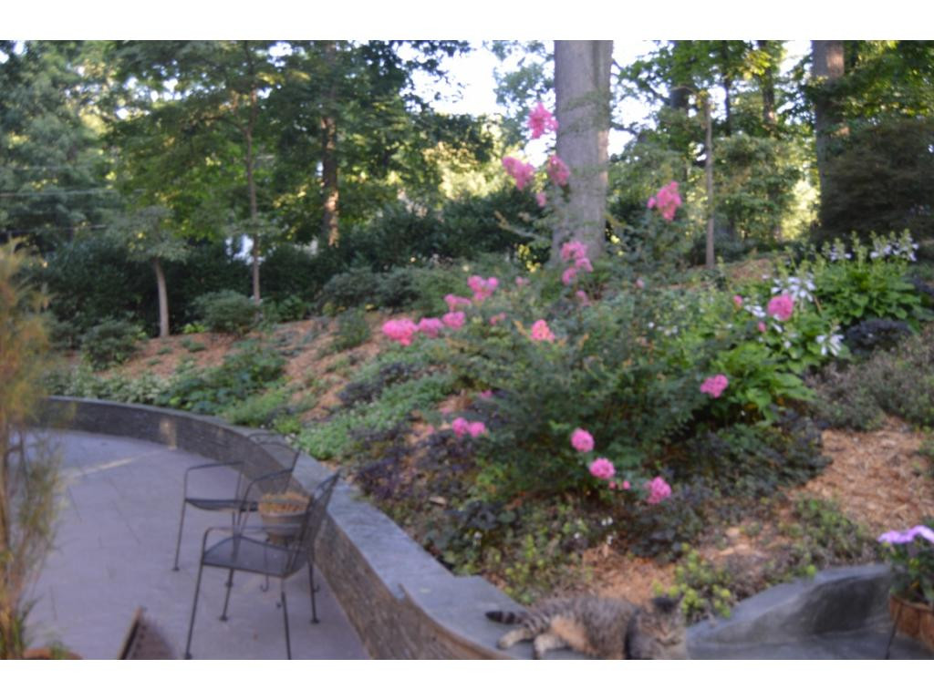 1736 Overhill Road Bristol, VA 24201 - Photo 19 of 24 Private Patio