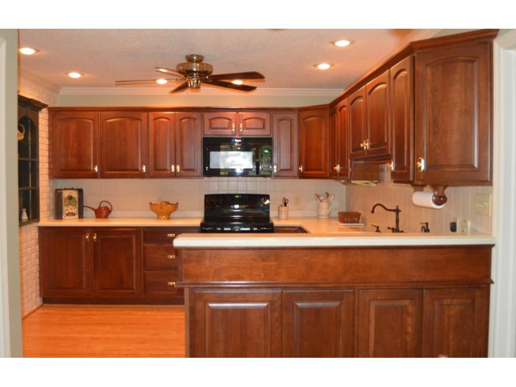 1736 Overhill Road Bristol, VA 24201 - Photo 3 of 24 Photo 3