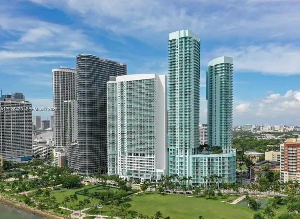 $5,350 | 1900 North Bayshore Drive, Unit 2415, Miami, FL 33132