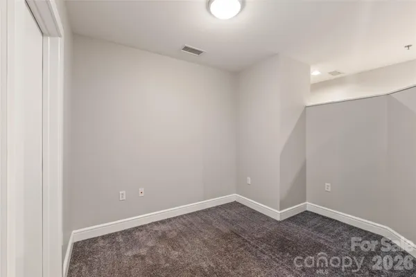 $379,000 | 333 West Trade Street, Unit 2502, Charlotte, NC 28202