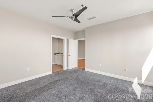 $379,000 | 333 West Trade Street, Unit 2502, Charlotte, NC 28202