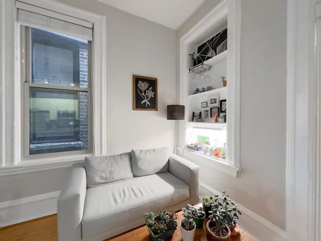 $2,650 | 2136 North Clifton Avenue, Unit 2F, Chicago, IL 60614