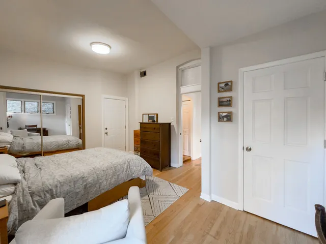 $2,650 | 2136 North Clifton Avenue, Unit 2F, Chicago, IL 60614