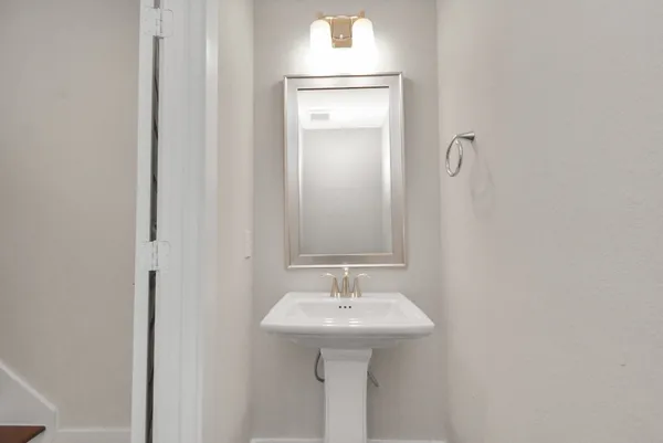 $2,570 | 787 Strawberry Pines Court, Houston, TX 77009