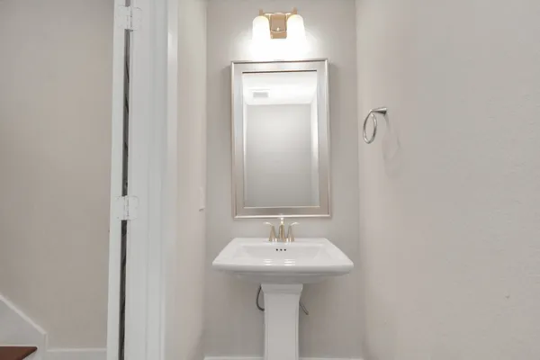 $2,541 | 787 Strawberry Pines Court, Houston, TX 77009