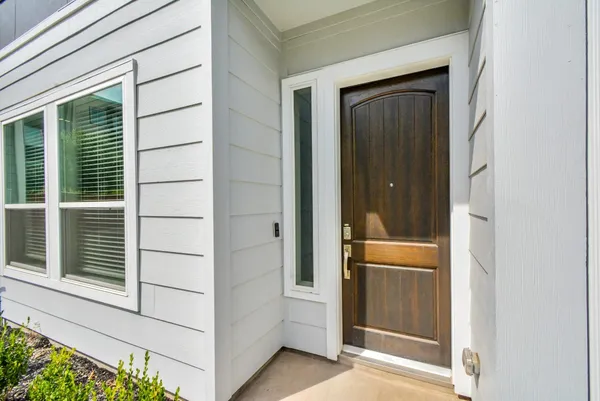 $2,570 | 787 Strawberry Pines Court, Houston, TX 77009