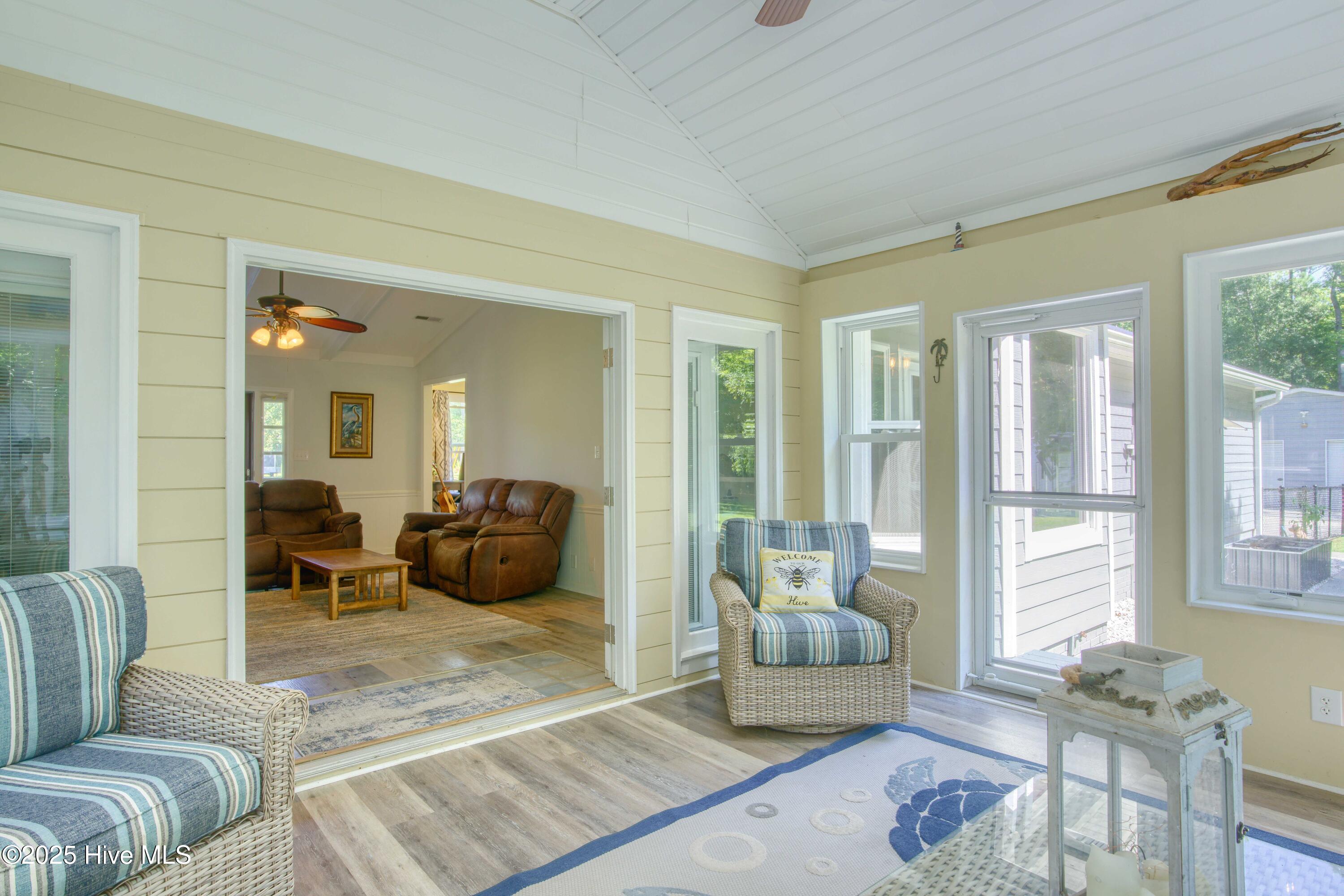 102 Ridgewood Trail New Bern, NC 28560 - Photo 10 of 66 102 Ridgewood - Interior - Edited_6