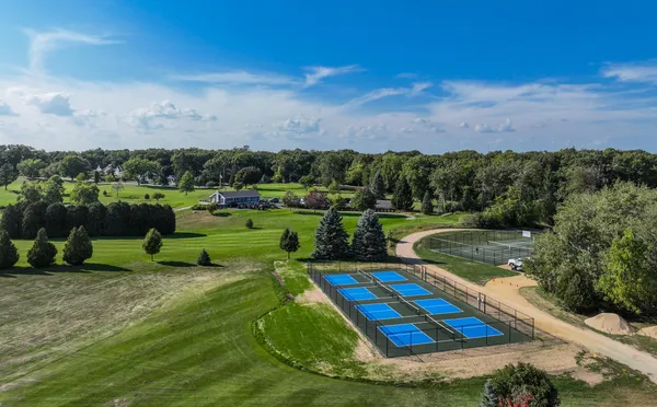 $819,500 | 242 Waubun Drive, Fontana, WI 53125