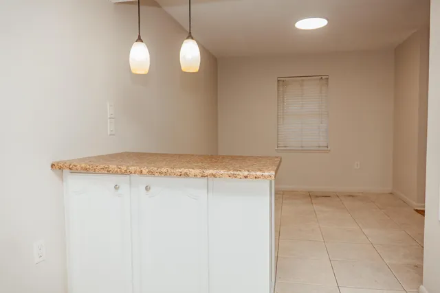 $2,600 | 410 Tanglewood Drive, Fort Walton Beach, FL 32547