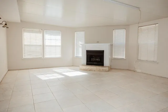 $2,600 | 410 Tanglewood Drive, Fort Walton Beach, FL 32547