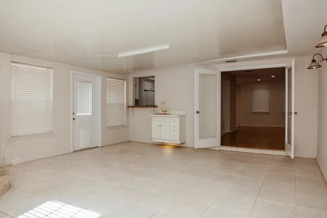 $2,600 | 410 Tanglewood Drive, Fort Walton Beach, FL 32547