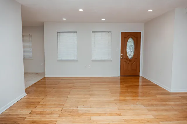 $2,600 | 410 Tanglewood Drive, Fort Walton Beach, FL 32547