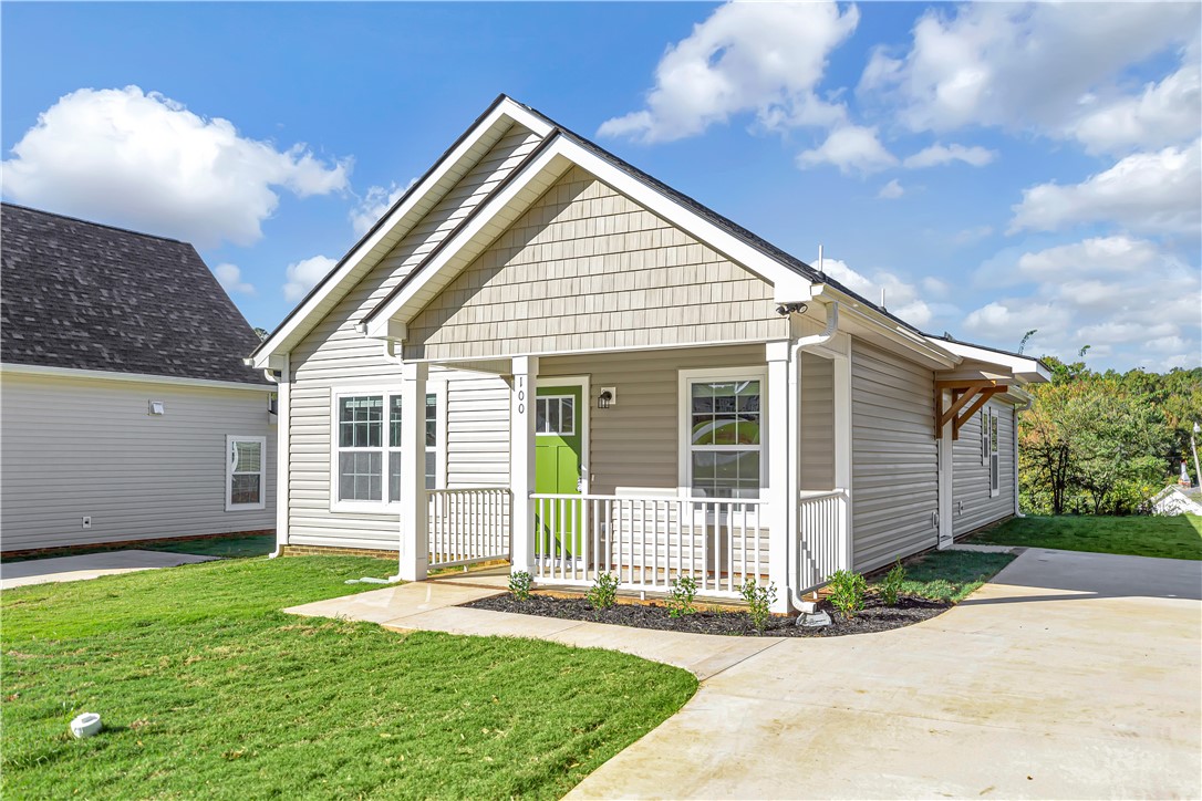 100 Royal View Drive Anderson, SC 29624 - Photo 2 of 16 Gallery Image 2