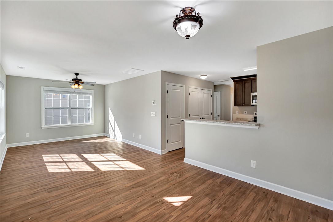 100 Royal View Drive Anderson, SC 29624 - Photo 4 of 16 Gallery Image 4