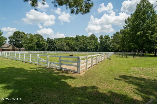 $4,800,000 | 450 North Reid Hooker Road, Eads, TN 38028