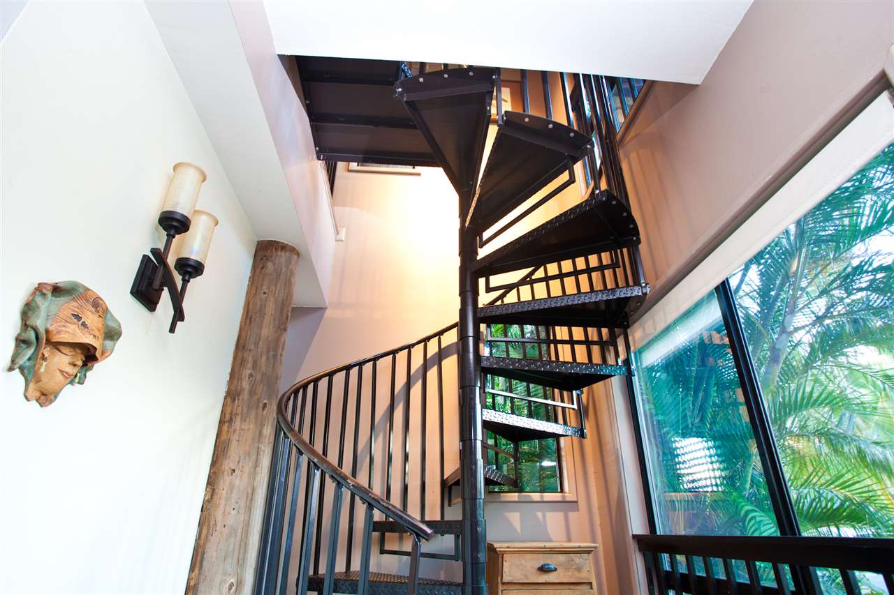 160 Nahele Road Haiku, HI 96708 - Photo 18 of 30 a view of entryway