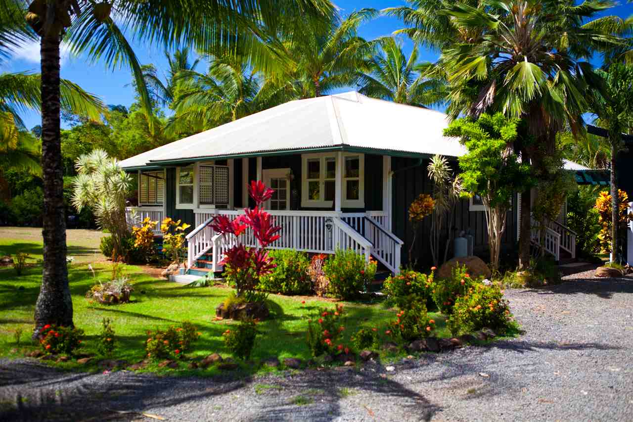 160 Nahele Road Haiku, HI 96708 - Photo 3 of 30 a front view of a house with garden