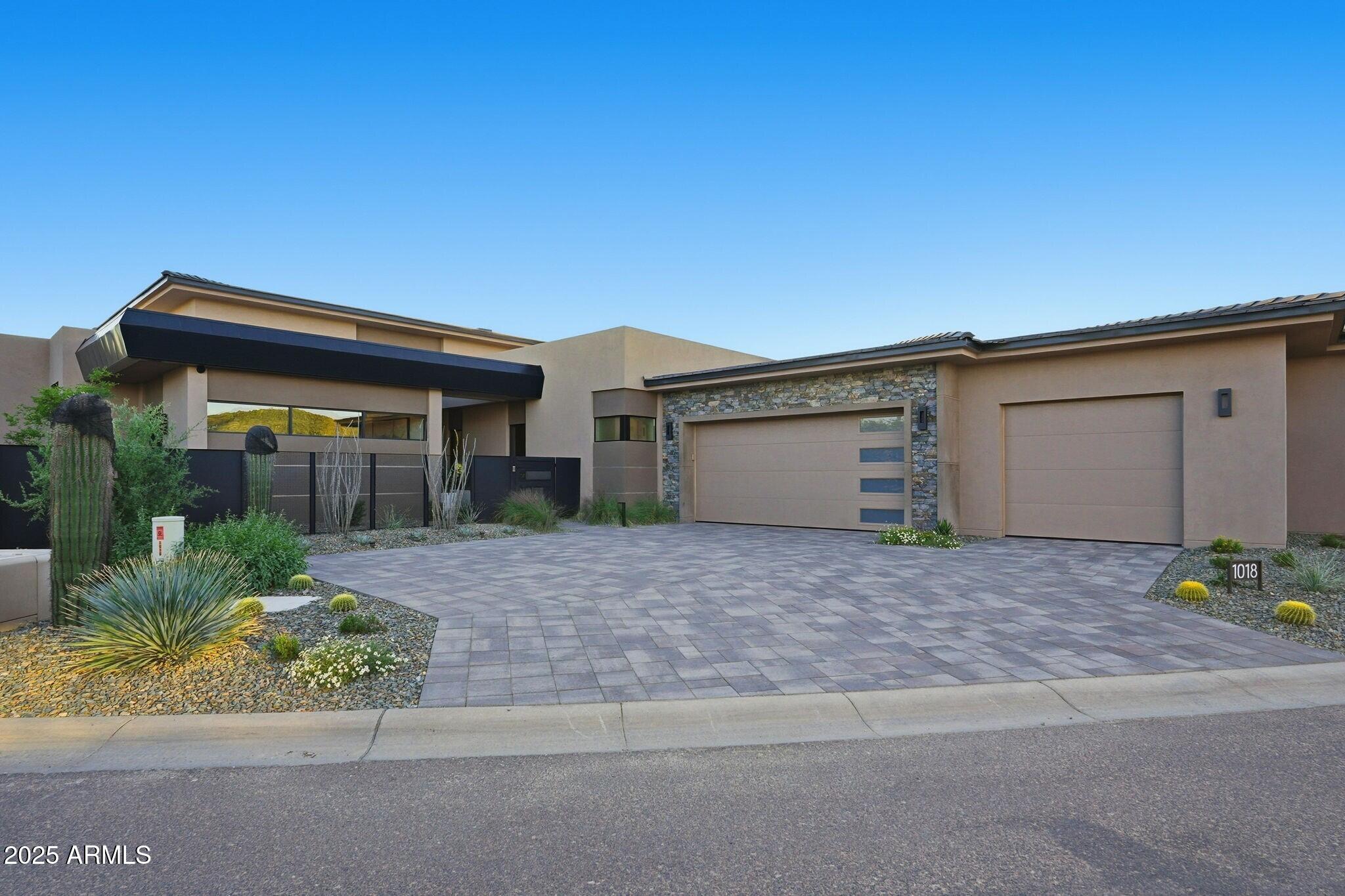 001_Exterior Front Garage