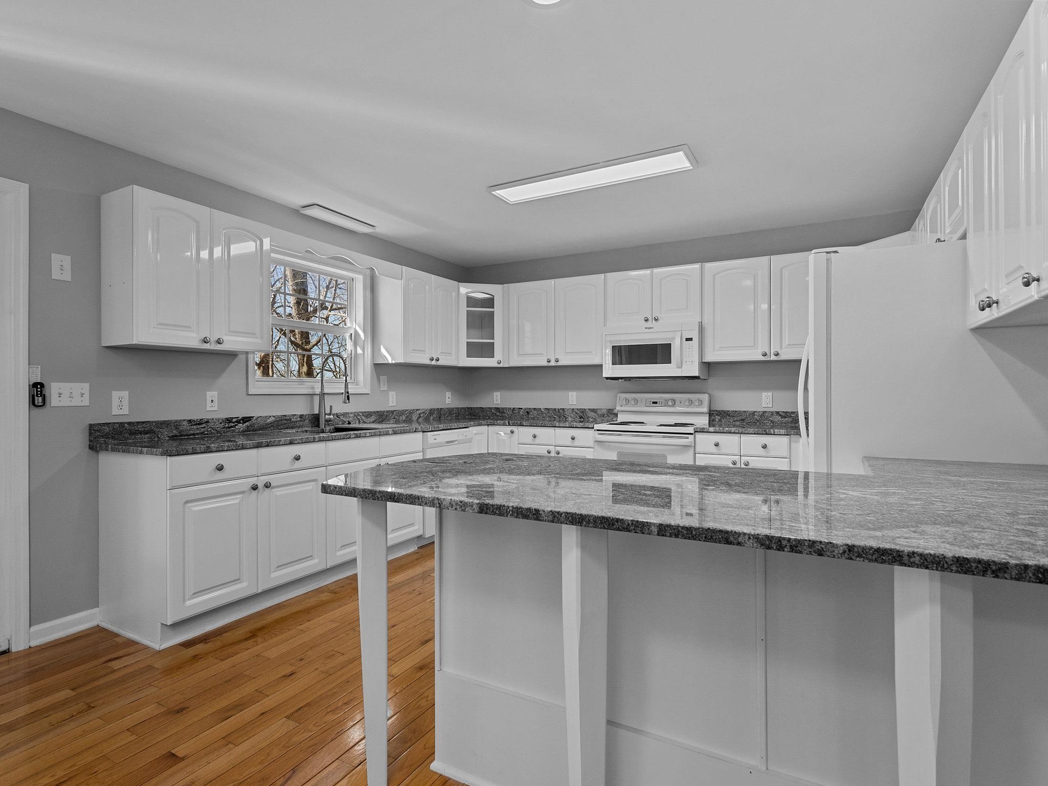 171 Mintz Road Spartanburg, SC 29307 - Photo 8 of 34 Gallery Image 8