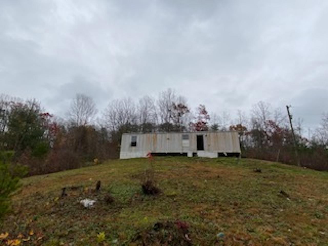 384 Shields Branch Road Tellico Plains, TN 37385 - Photo 1 of 12 IMG_2230