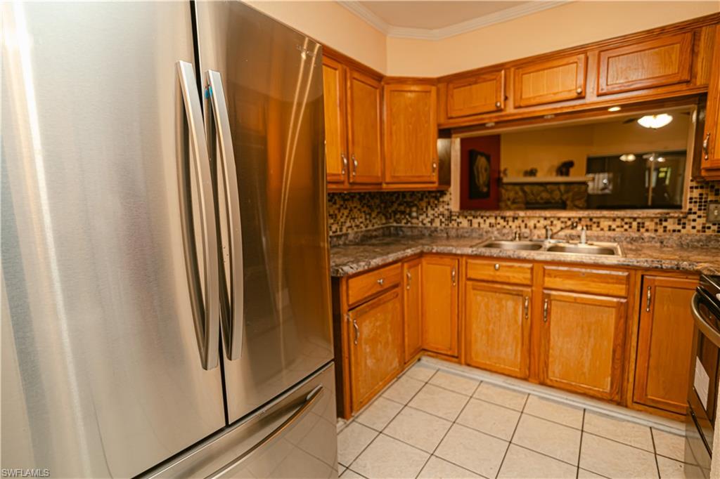 7211 Albany Road Fort Myers, FL 33967 - Photo 3 of 17 Gallery Image 3