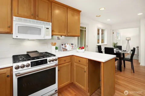 $1,428,000 | 3003 50th Avenue Southwest, Seattle, WA 98116