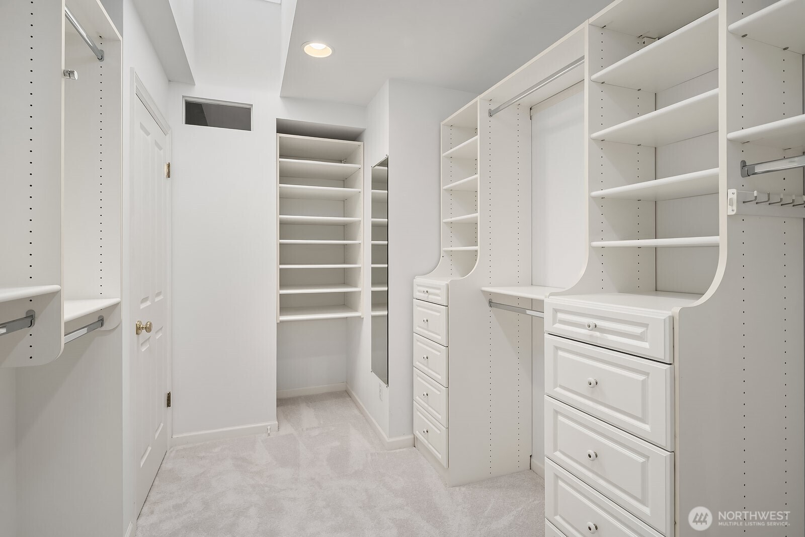 3003 50th Avenue Southwest Seattle, WA 98116 - Photo 25 of 40