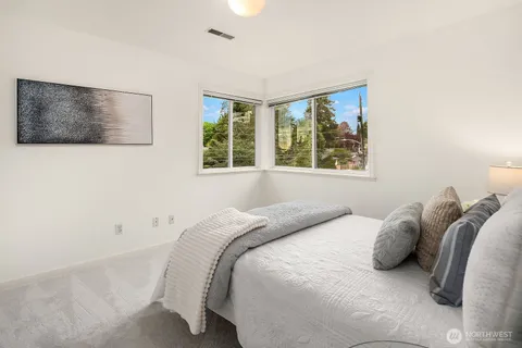 $1,428,000 | 3003 50th Avenue Southwest, Seattle, WA 98116