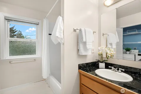 $1,428,000 | 3003 50th Avenue Southwest, Seattle, WA 98116