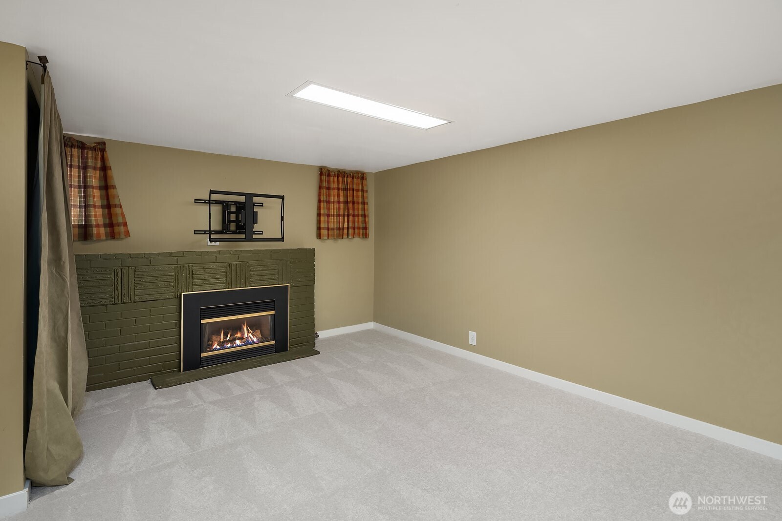 3003 50th Avenue Southwest Seattle, WA 98116 - Photo 31 of 40