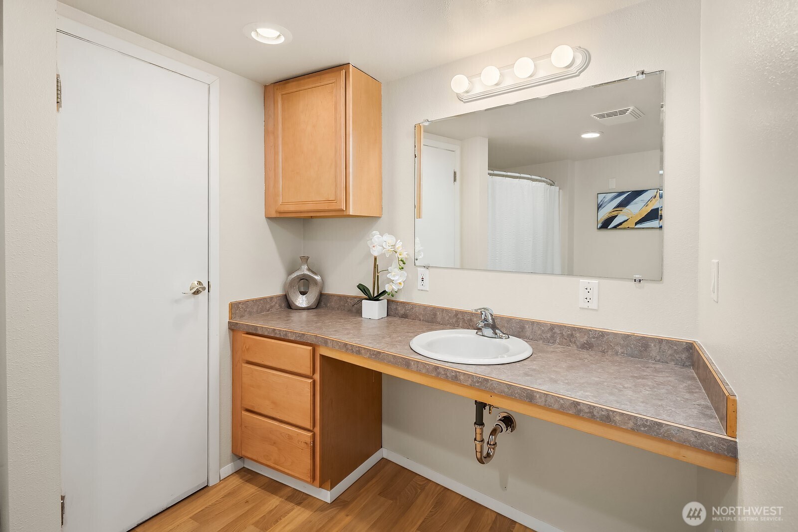 3003 50th Avenue Southwest Seattle, WA 98116 - Photo 34 of 40