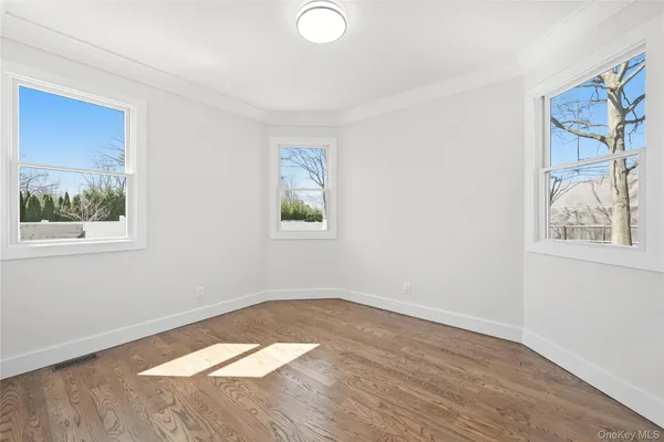 $1,149,990 | 112 South Hillside Avenue, Nesconset, NY 11767