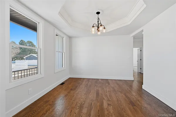 $1,149,990 | 112 South Hillside Avenue, Nesconset, NY 11767