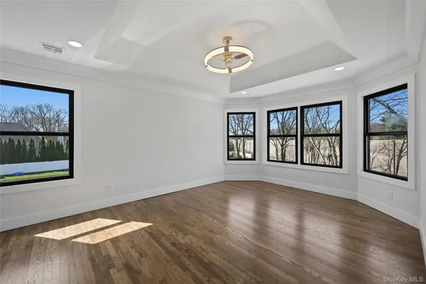 $1,149,990 | 112 South Hillside Avenue, Nesconset, NY 11767