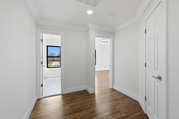 $1,149,990 | 112 South Hillside Avenue, Nesconset, NY 11767