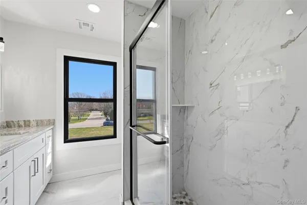 $1,149,990 | 112 South Hillside Avenue, Nesconset, NY 11767