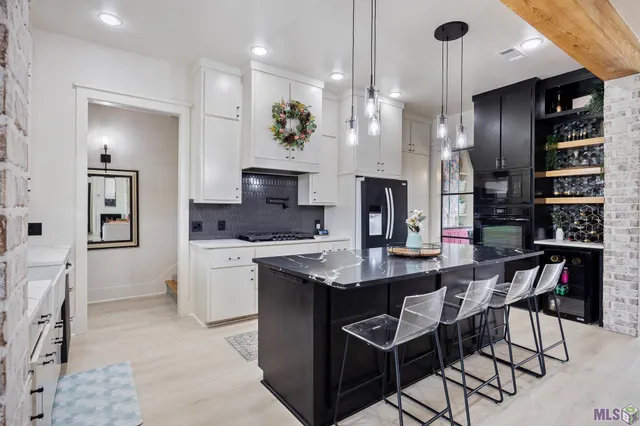 $625,000 | 42459 Wesley Howe Road, Gonzales, LA 70737