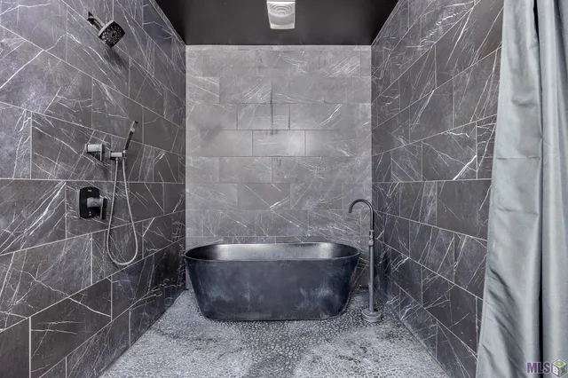 $625,000 | 42459 Wesley Howe Road, Gonzales, LA 70737