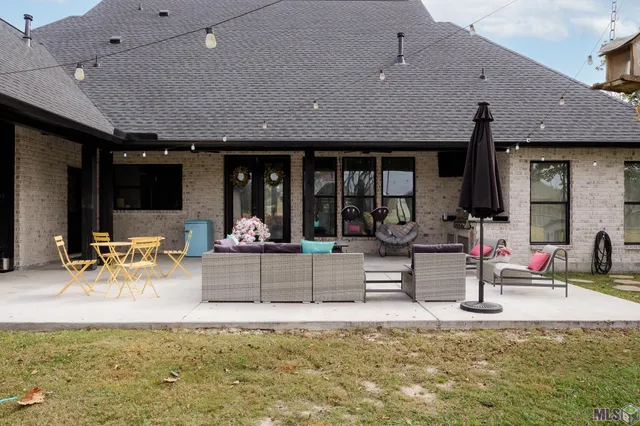 $625,000 | 42459 Wesley Howe Road, Gonzales, LA 70737