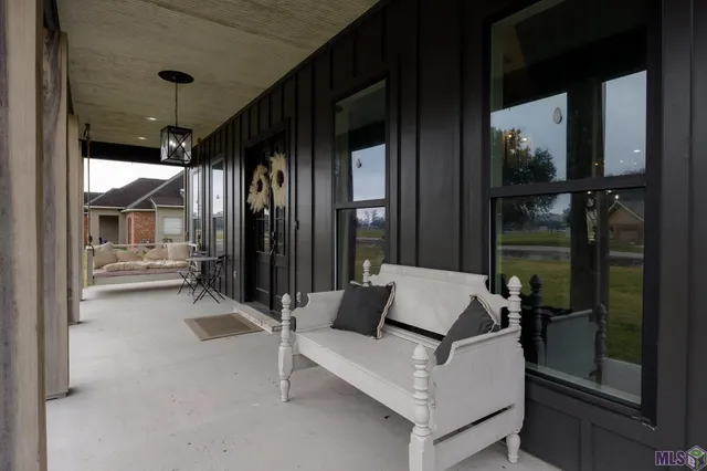 $625,000 | 42459 Wesley Howe Road, Gonzales, LA 70737