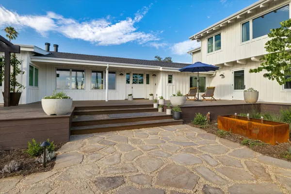 a outdoor view with a sitting space