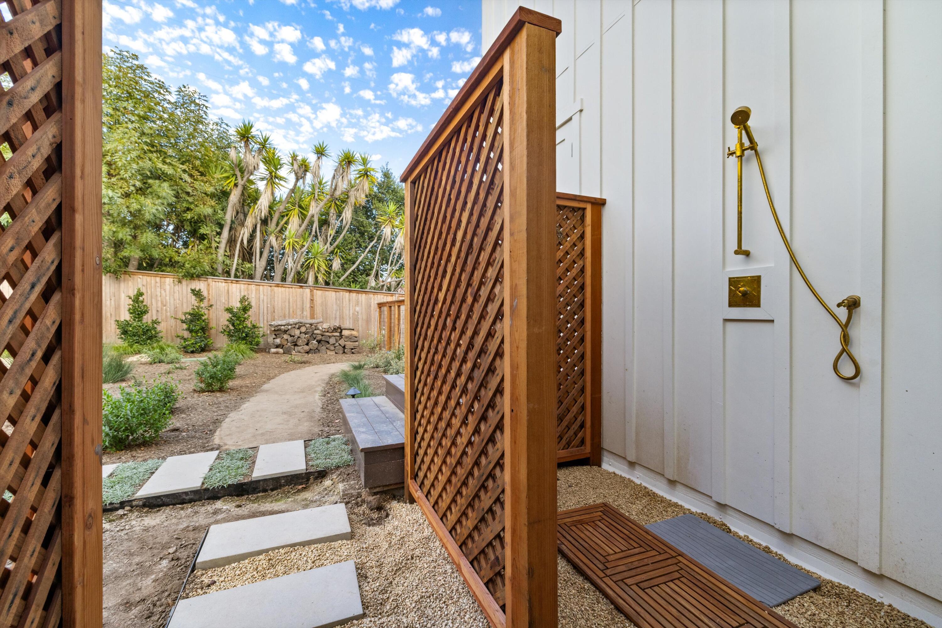 7 Yankee Farm Road Santa Barbara, CA 93109 - Photo 23 of 33 a view of a balcony with wooden floor and stairs