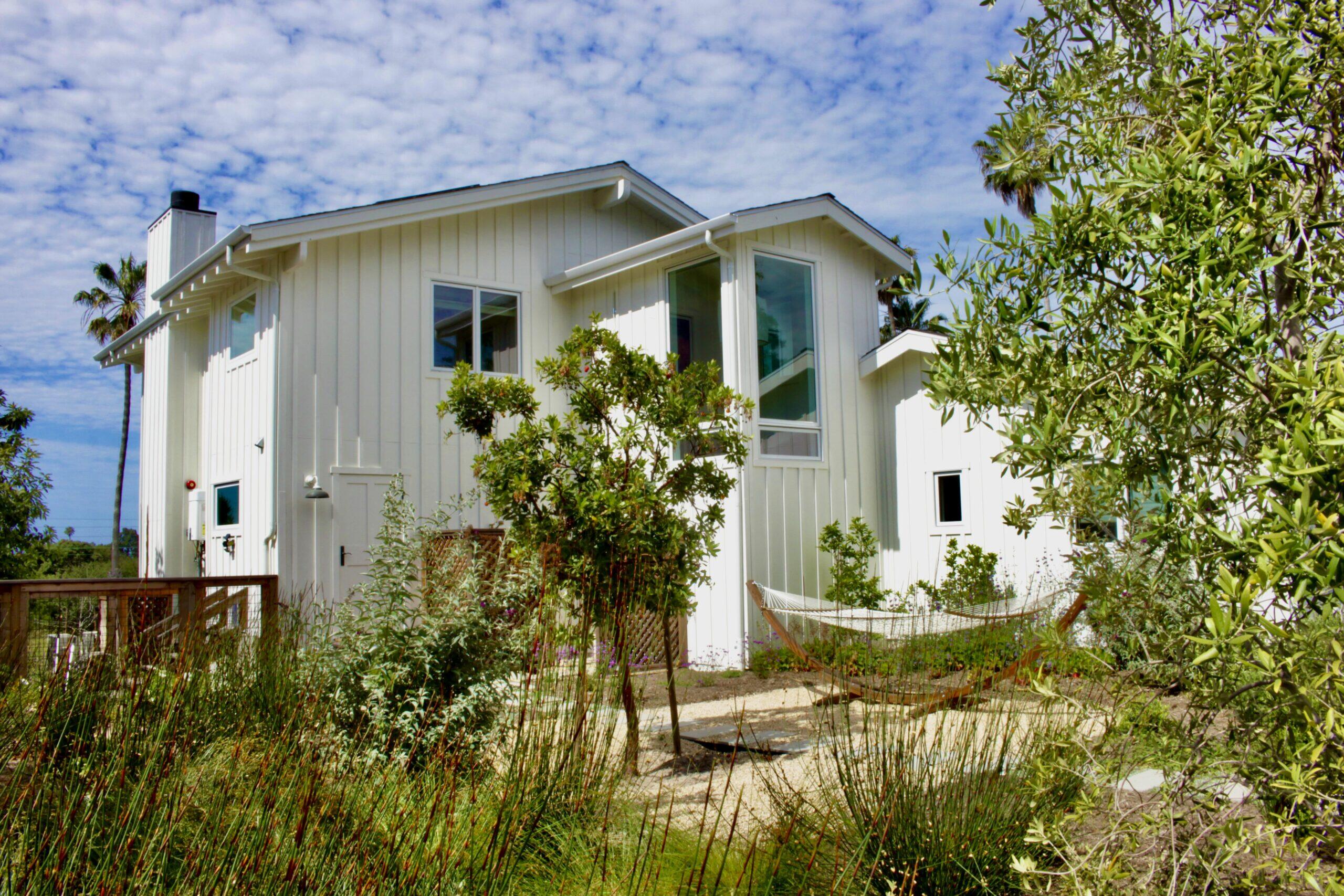 7 Yankee Farm Road Santa Barbara, CA 93109 - Photo 25 of 33 a front view of a house with garden