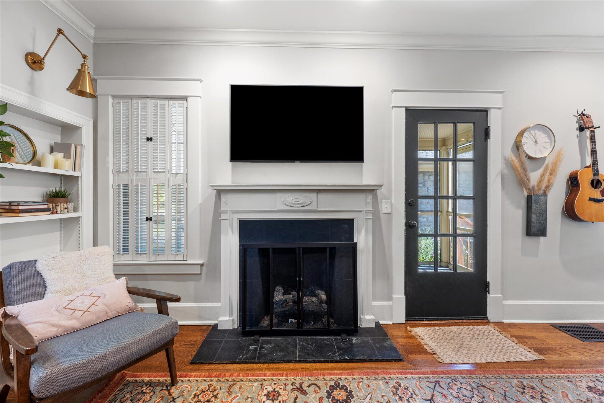 314 Dudley Road Lexington, KY 40502 - Photo 6 of 33 Ventless Gas Fireplace