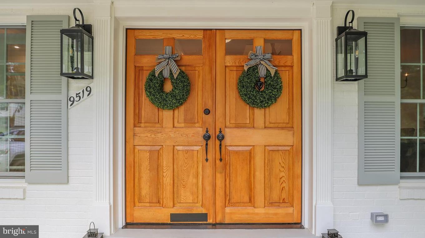 9519 Wythal Lane Burke, VA 22015 - Photo 4 of 87