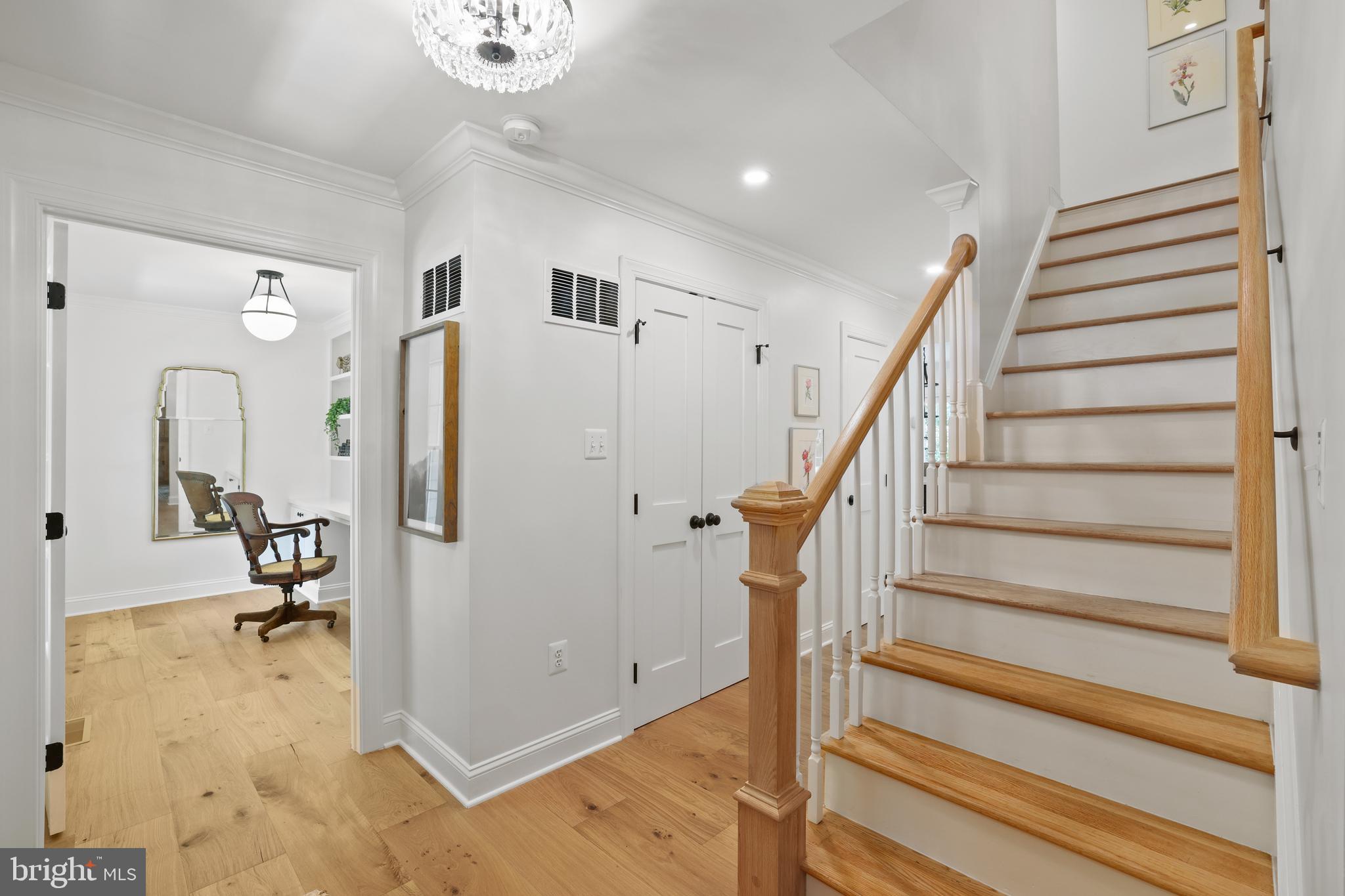 9519 Wythal Lane Burke, VA 22015 - Photo 6 of 87