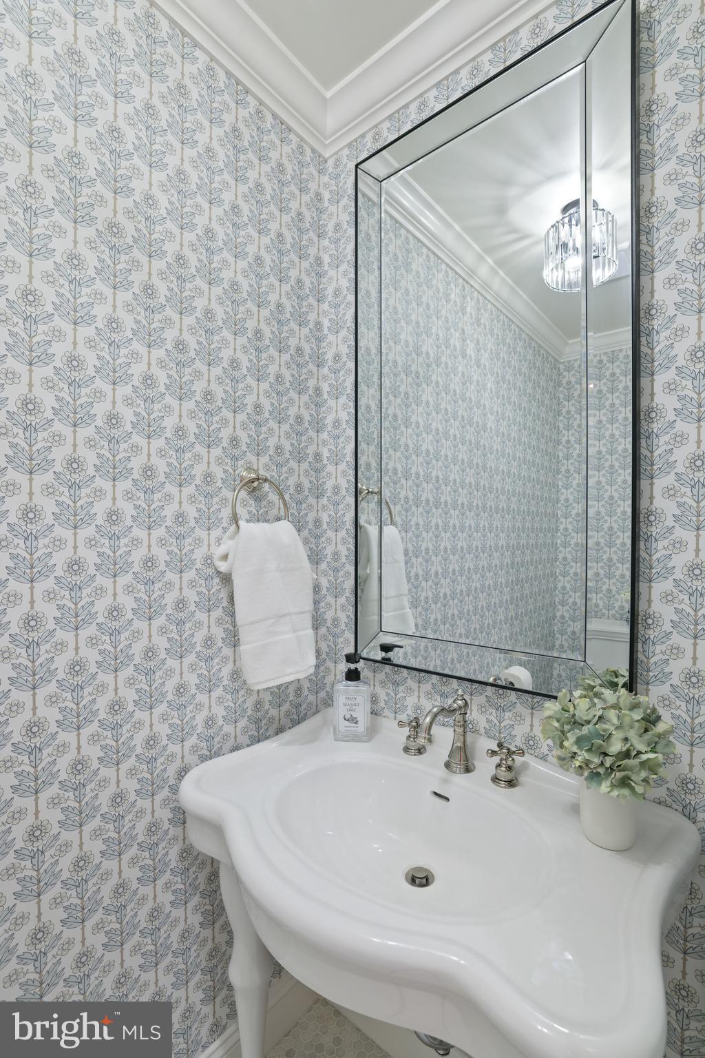 9519 Wythal Lane Burke, VA 22015 - Photo 9 of 87