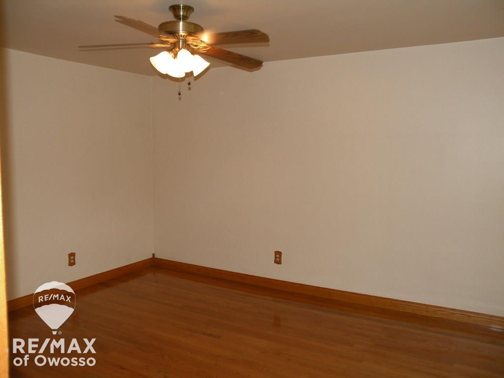 825 West Dewey Road Owosso, MI 48867 - Photo 8 of 22